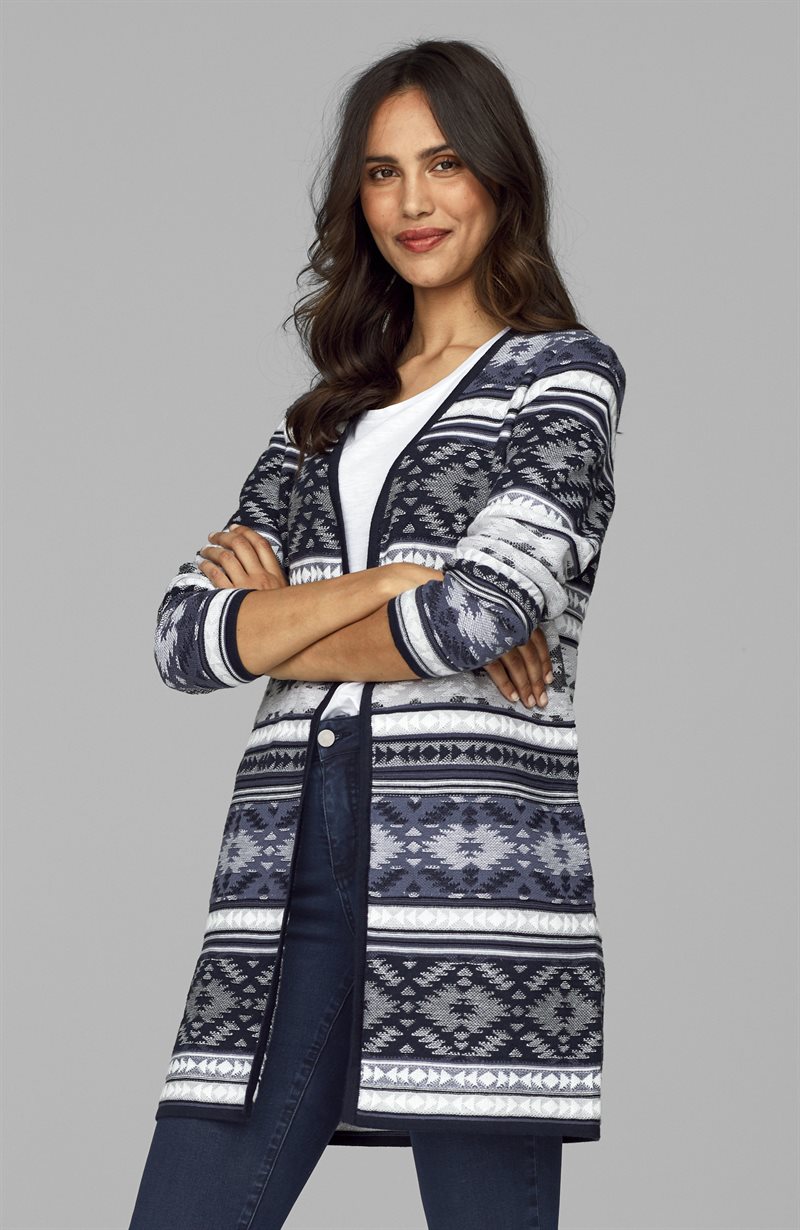 Läs mer om Mönstrad jacquardstickad cardigan