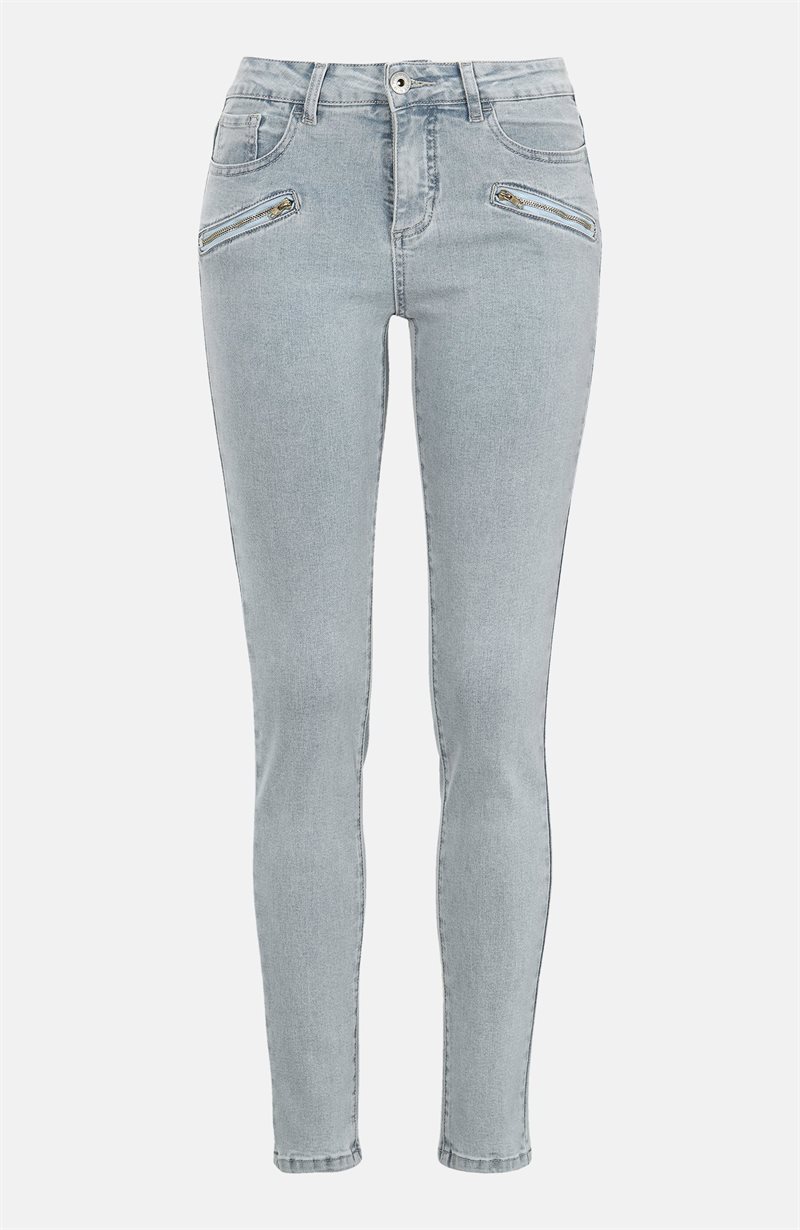 Läs mer om Smala femficksjeans i ljus denim