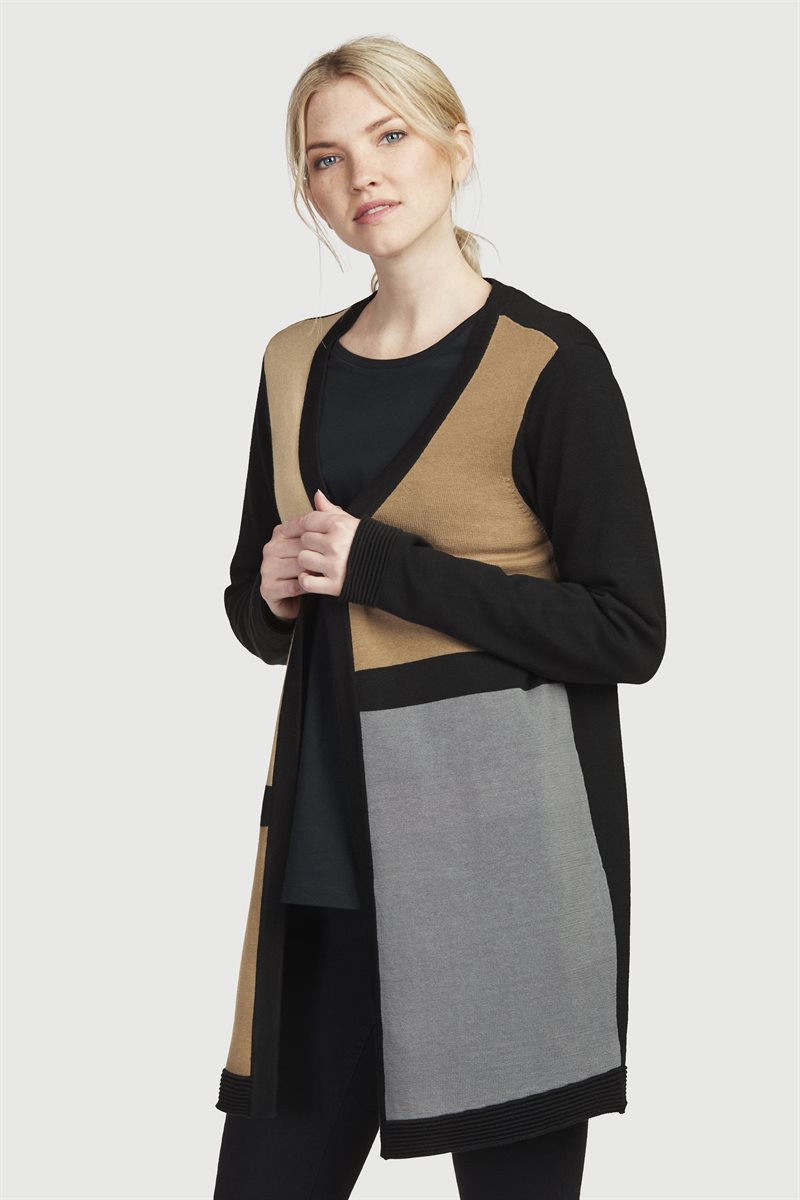 Läs mer om Finstickad, mönstrad cardigan