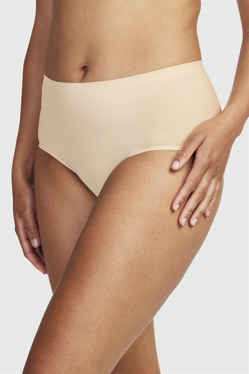 Läs mer om Sömlös trosa normal midja 3-pack
