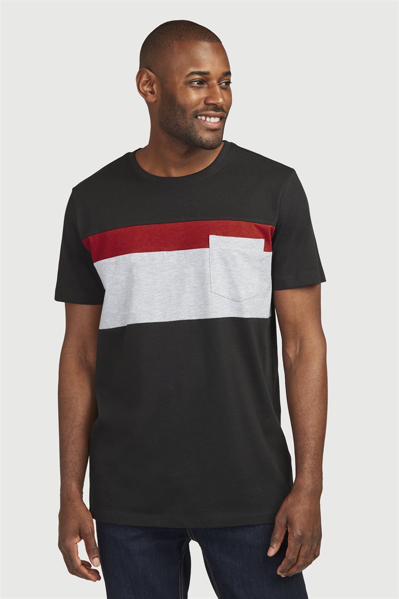 Läs mer om Bekväm t-shirt i trikå
