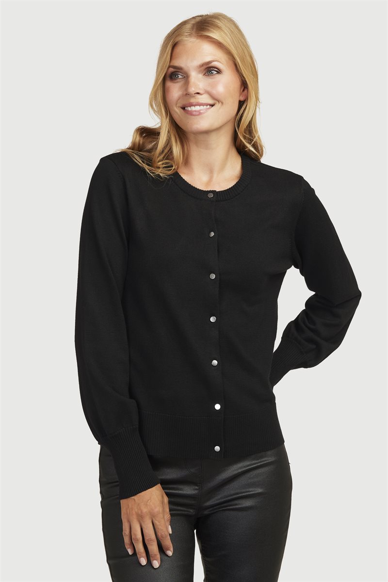 Läs mer om Stickad cardigan