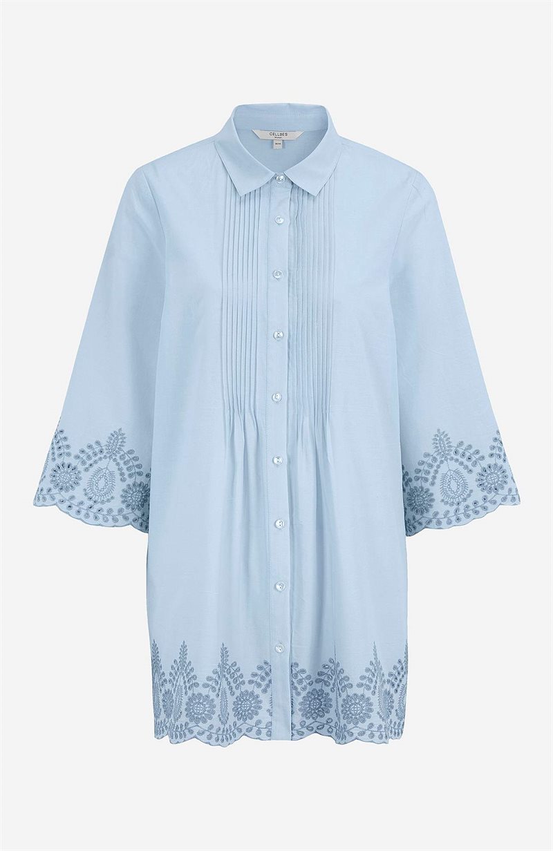 Läs mer om Tunika med broderi