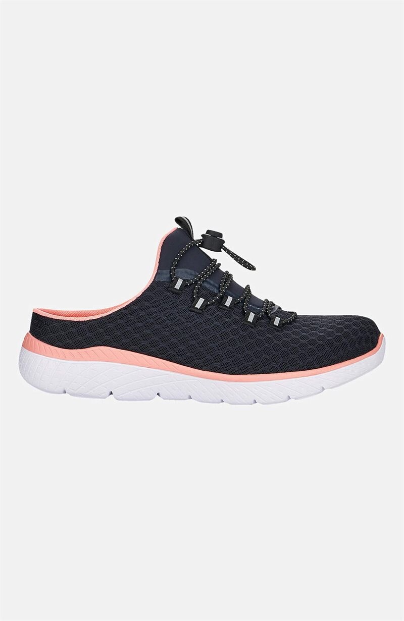 Läs mer om Sneakers
