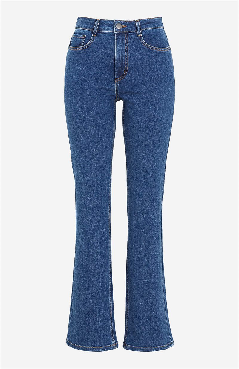 Läs mer om Raka jeans