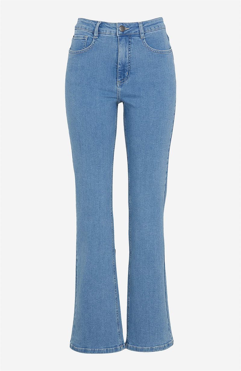 Läs mer om Raka jeans