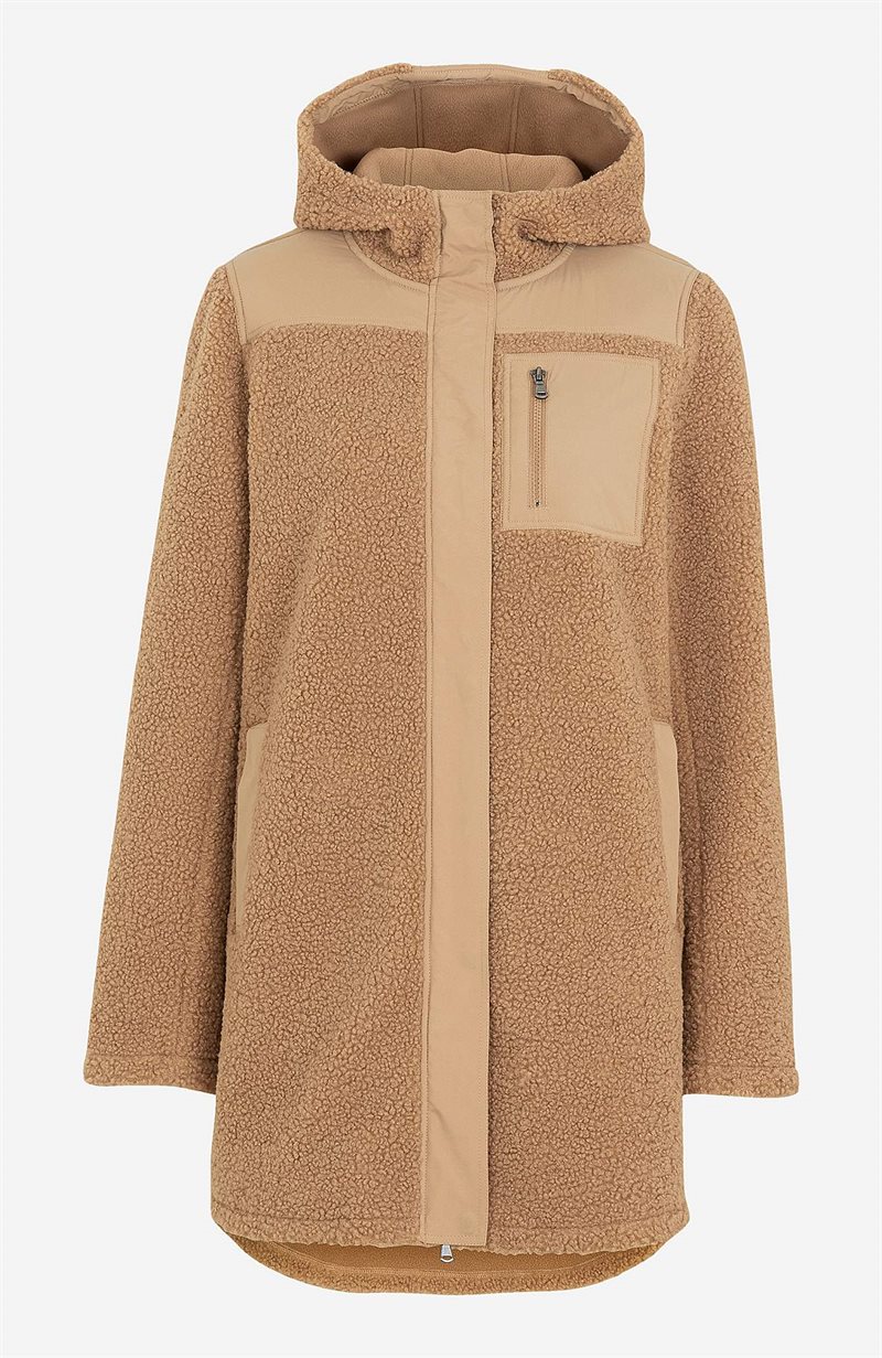 Läs mer om Jacka i trendigt teddymaterial