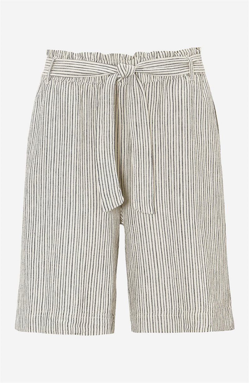 Läs mer om Shorts i linnemix Lavara