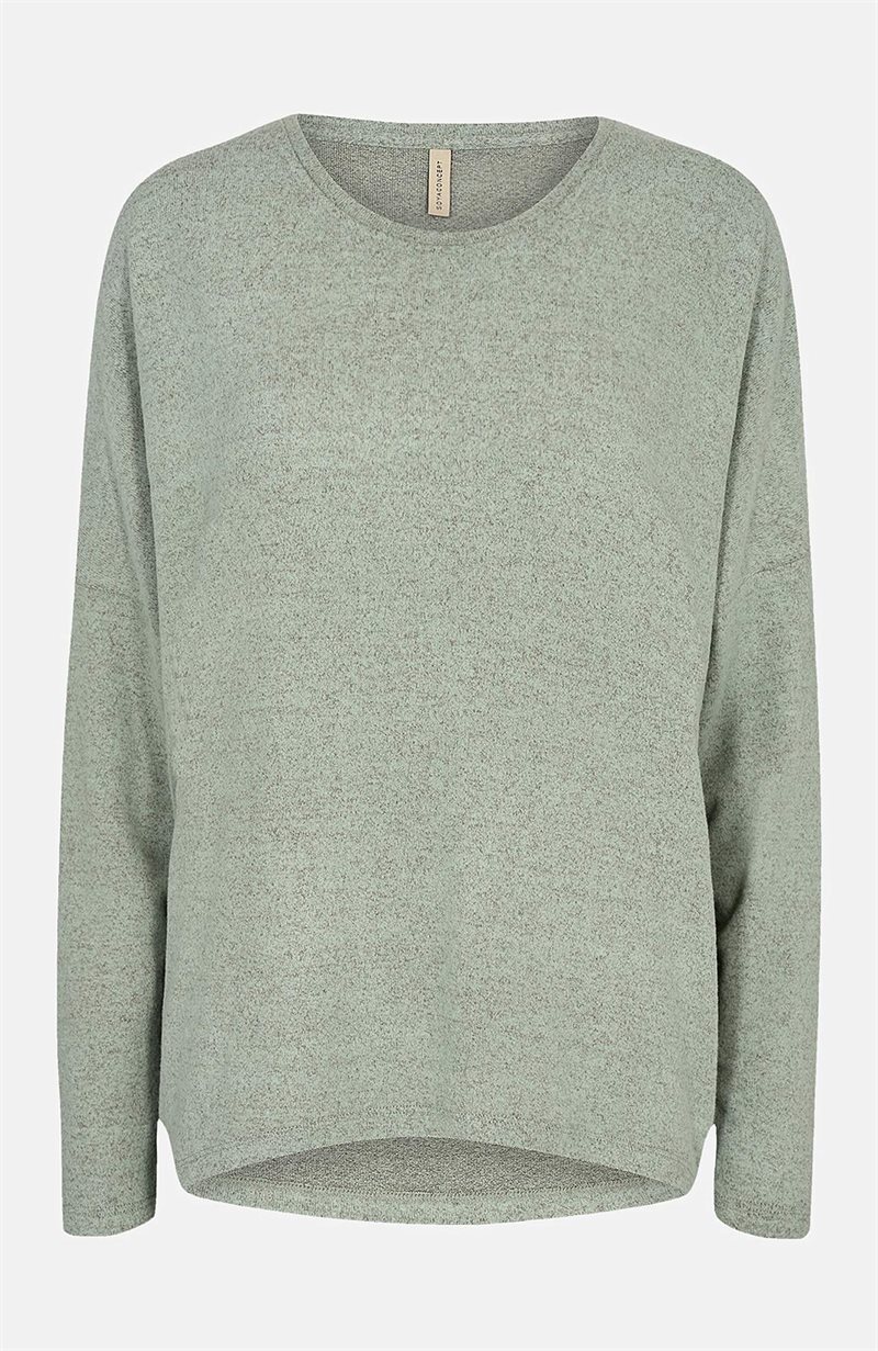 Läs mer om Lös jumper med nerhasade ärmar Biara