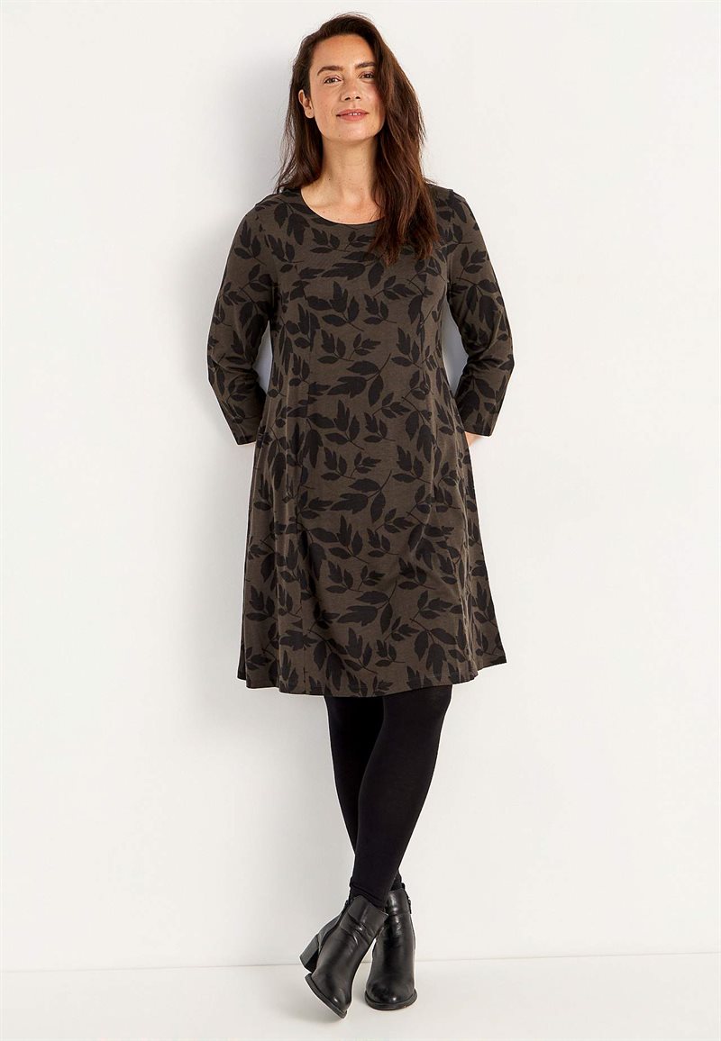 MÃ¶nstrad trikÃ¥klÃ¤nning med fickor 31233