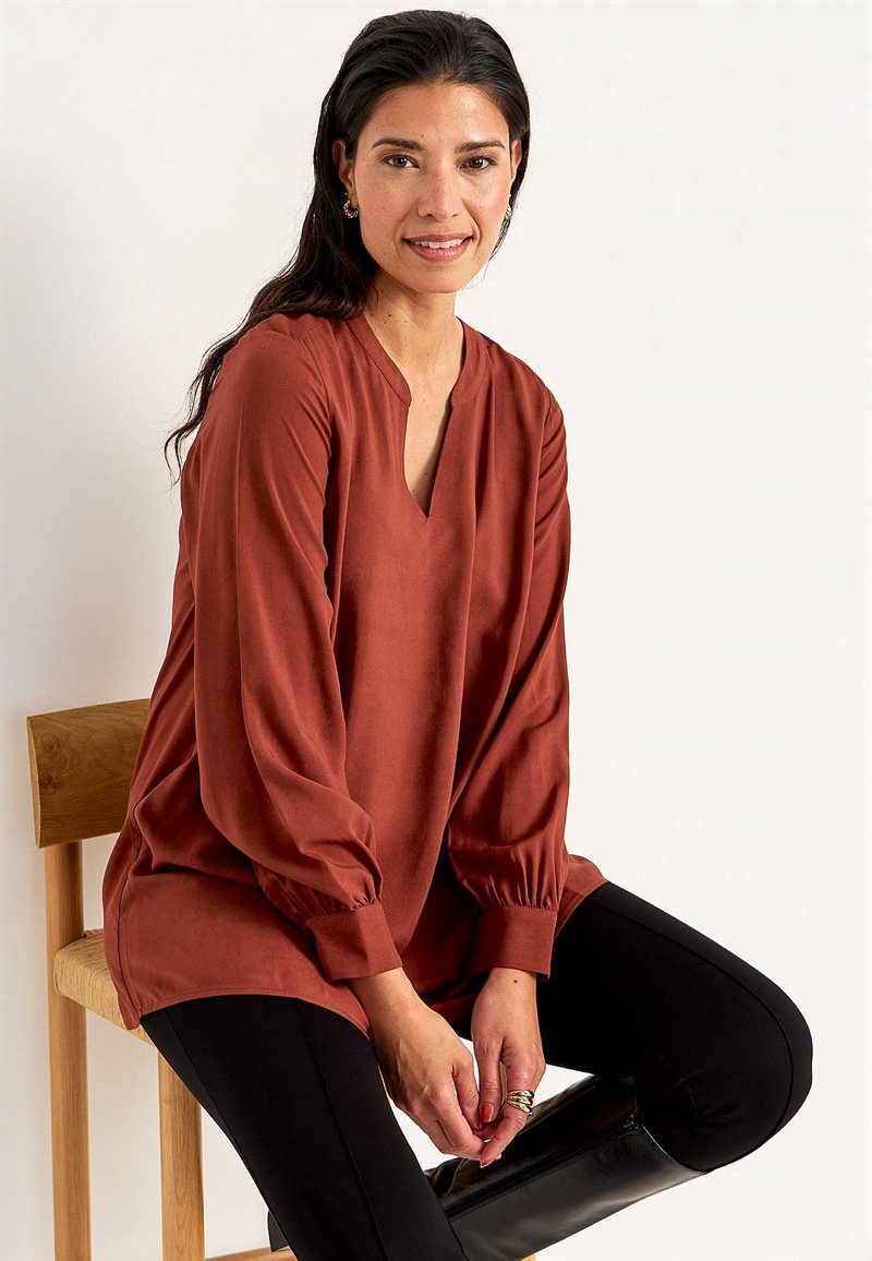 V-ringad, vÃ¤vd tunika 31459