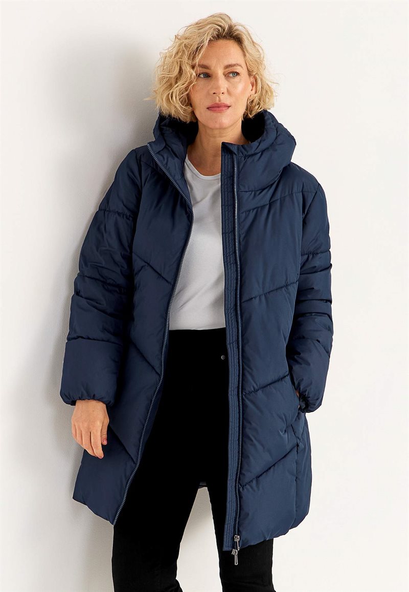 Lång jacka med fluffig vaddering 31817