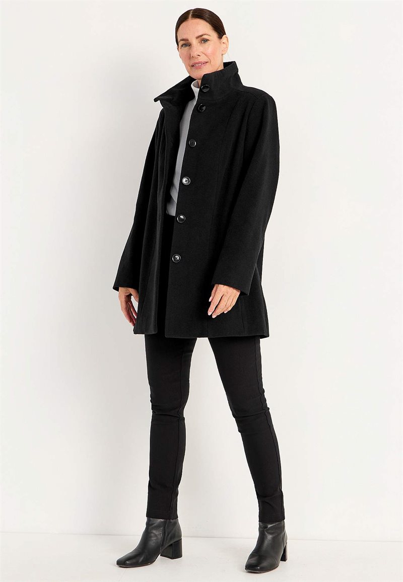 Kappa med ståkrage 31825