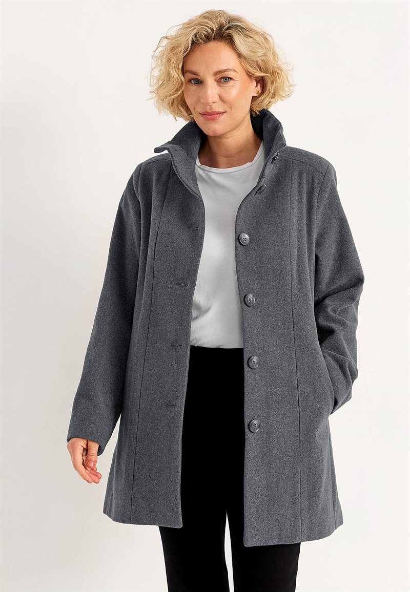 Kappa med ståkrage 31829