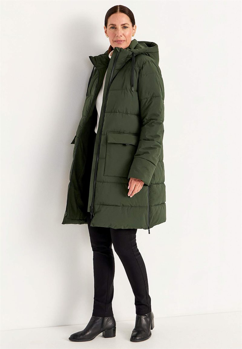 Varm kappa med sidodragkedjor nertill 31898