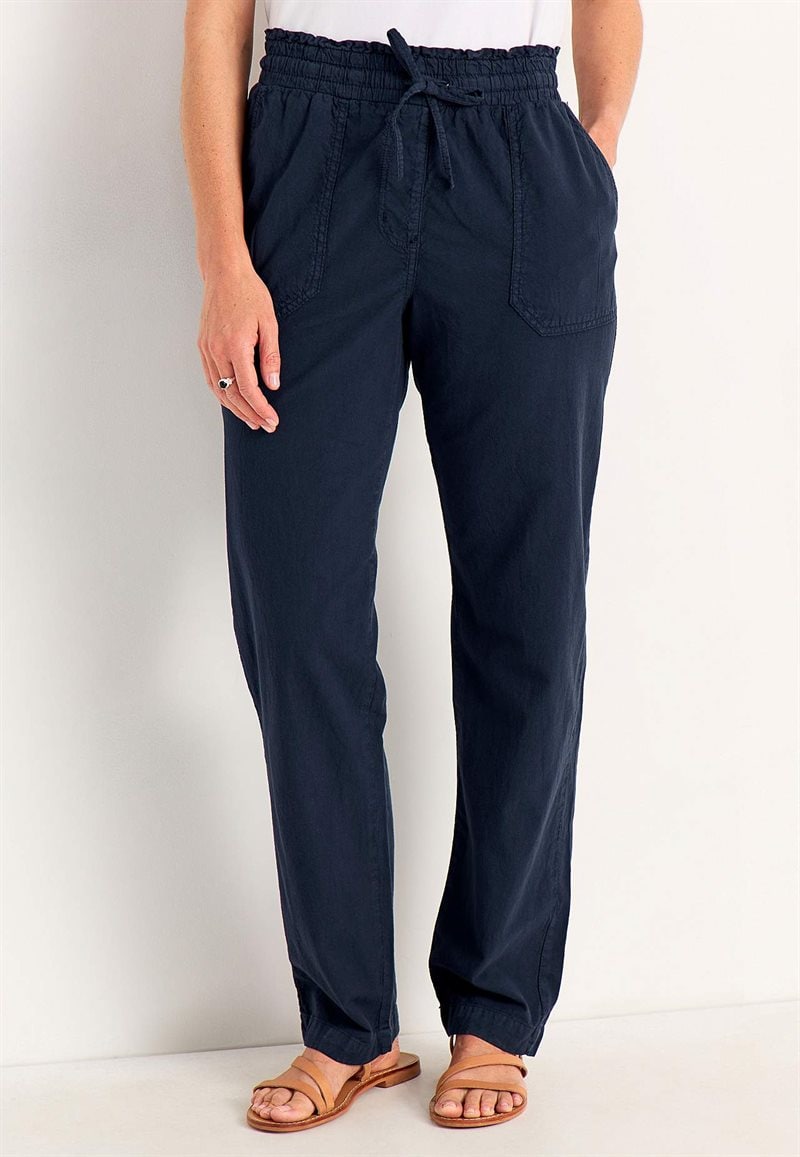 Lång byxa i tvättad bomull