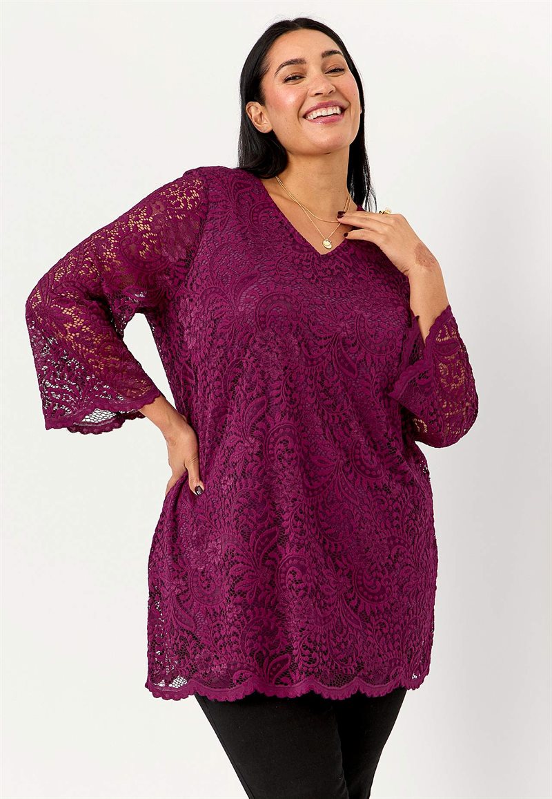 Fin spetstunika 25938