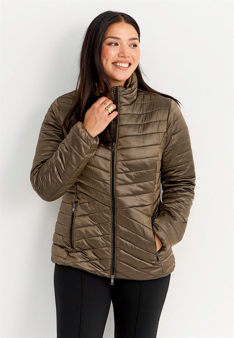 Skimrande lättviktsjacka Tindra 27221