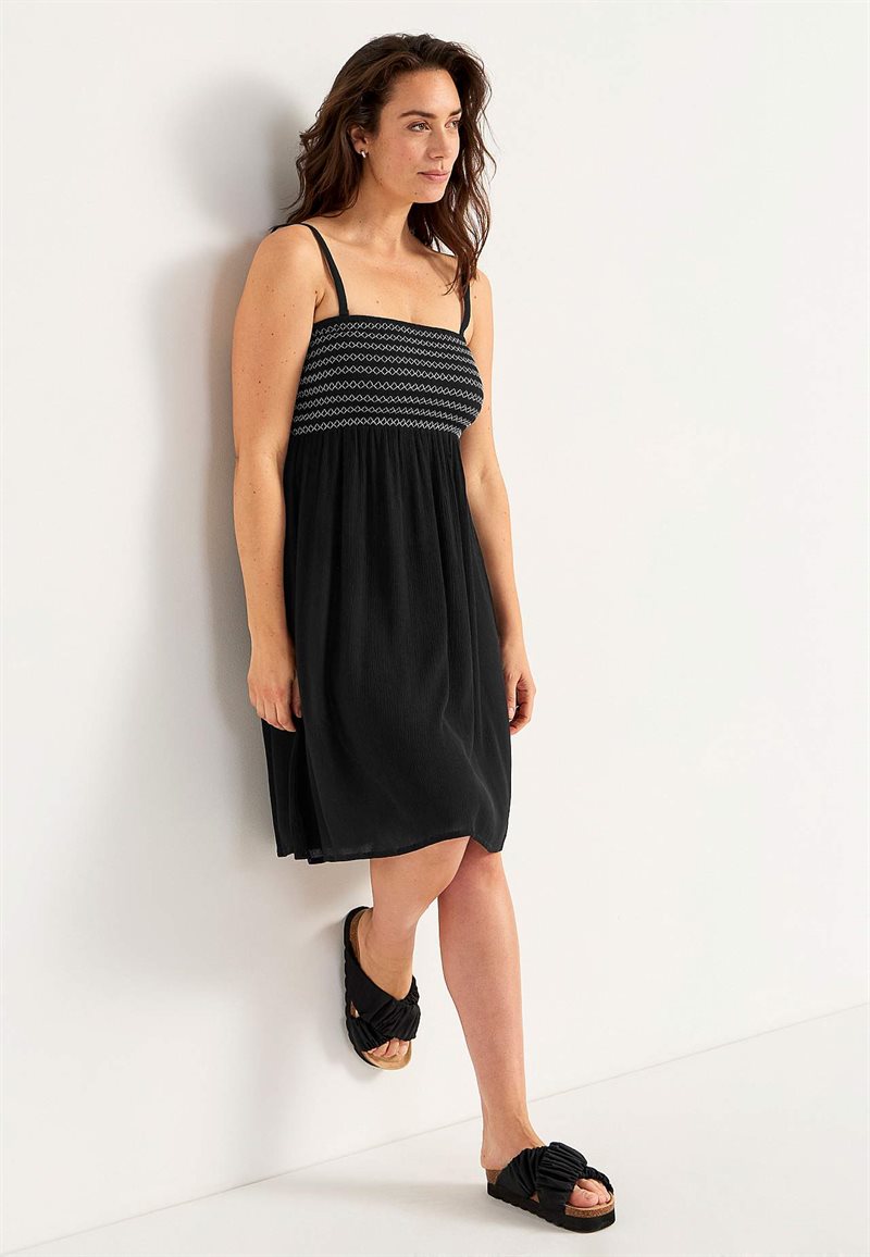 KlÃ¤nning med smock Samoa 30002