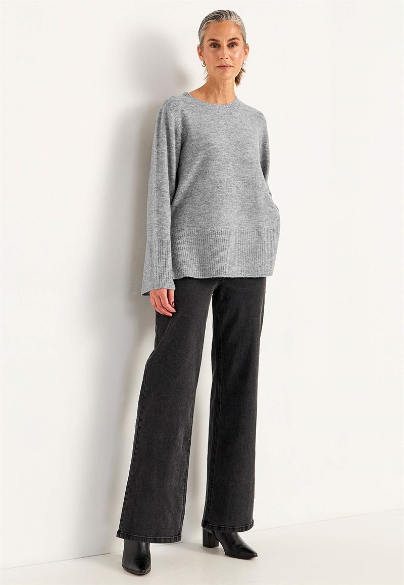 Stickad tröja med slitsar 34978