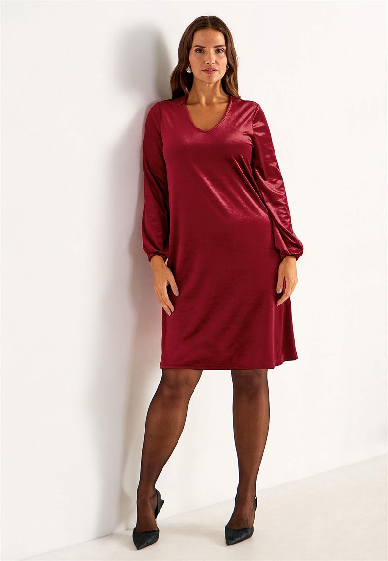 V-ringad sammetsklänning 34778