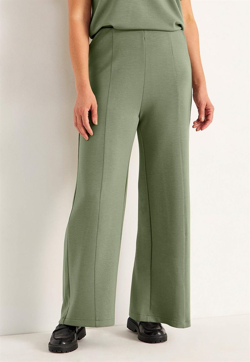 Trikåbyxa med vida ben