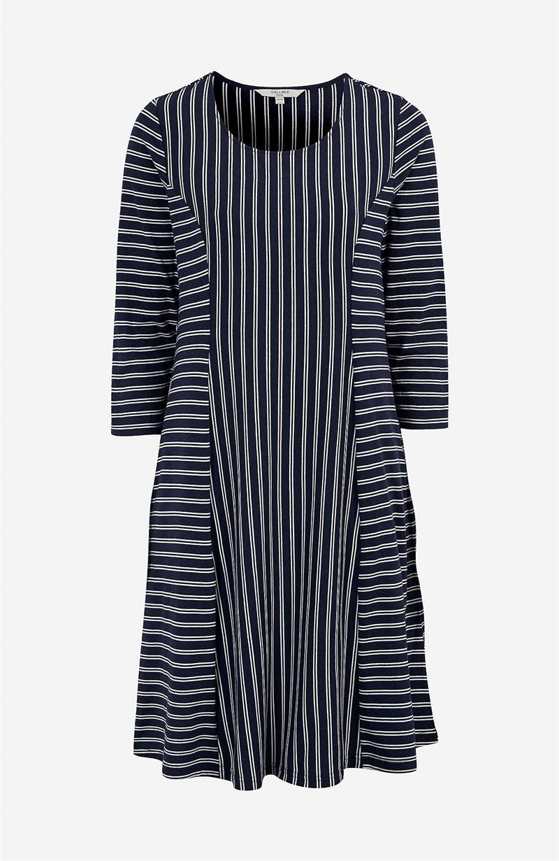 MÃ¶nstrad trikÃ¥klÃ¤nning med sidofickor Amelie