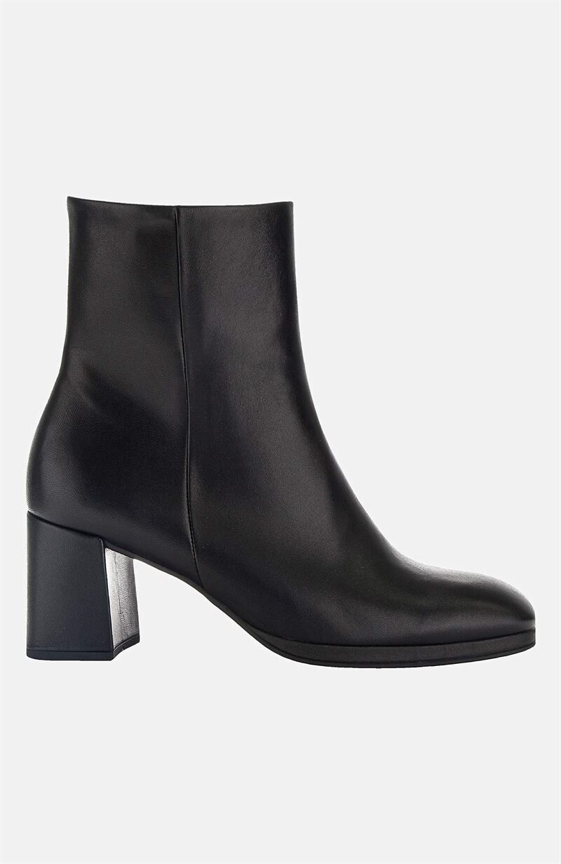 Product Image for Skinnstövlett med fyrkantig tå