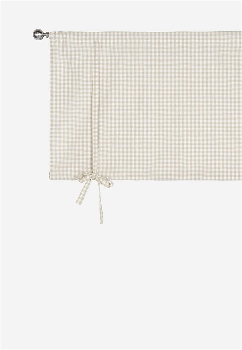 Vävd, rutig hissgardin