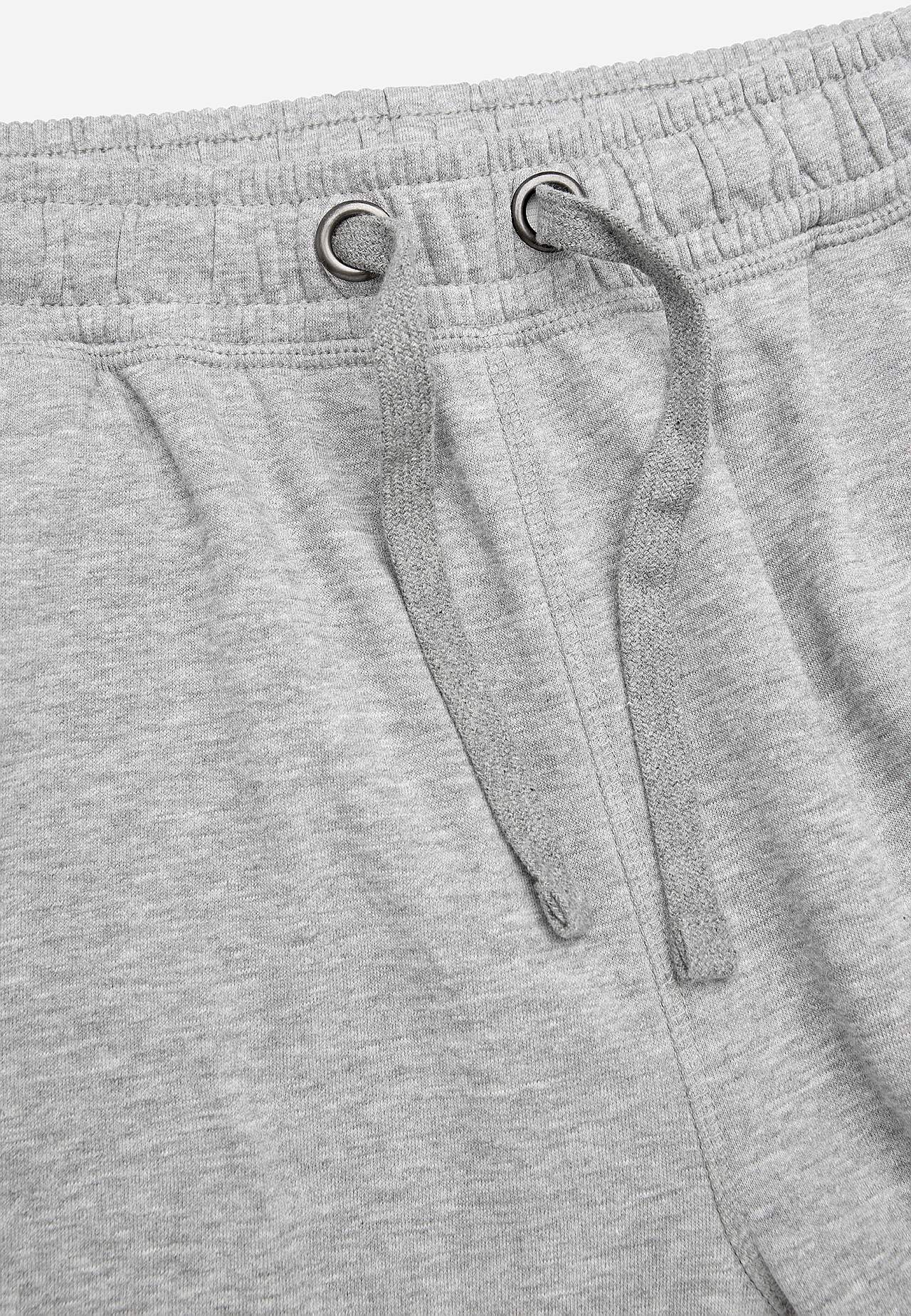 Sweatshirtbyxa med ledig passform