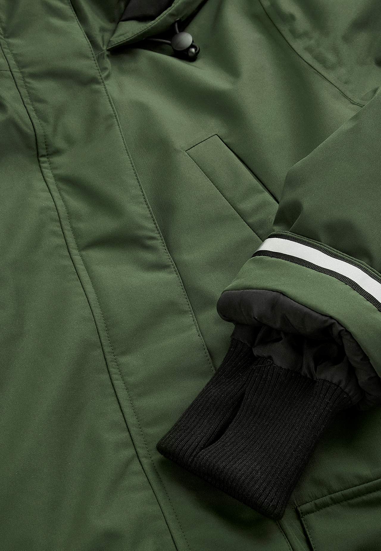 Funktionell, varmfodrad, lång parkas