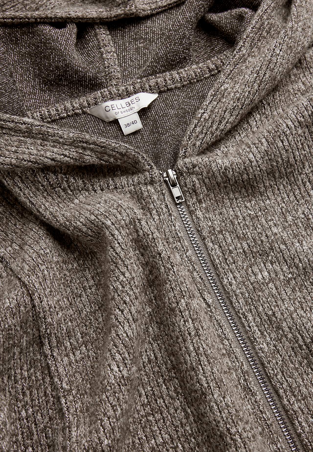 Supermjuk lång cardigan med fickor