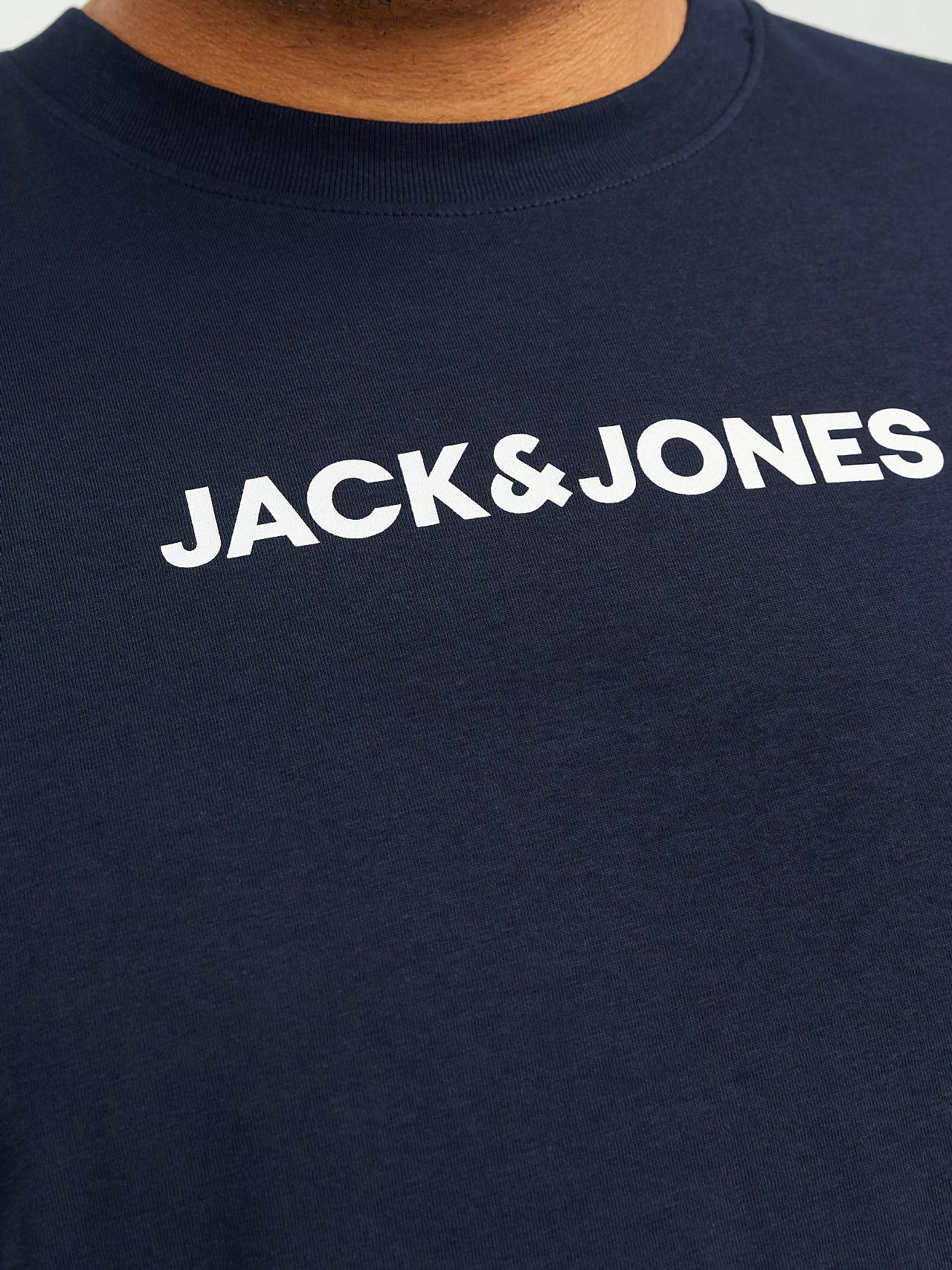 Blockfärgad t-shirt med logotryck