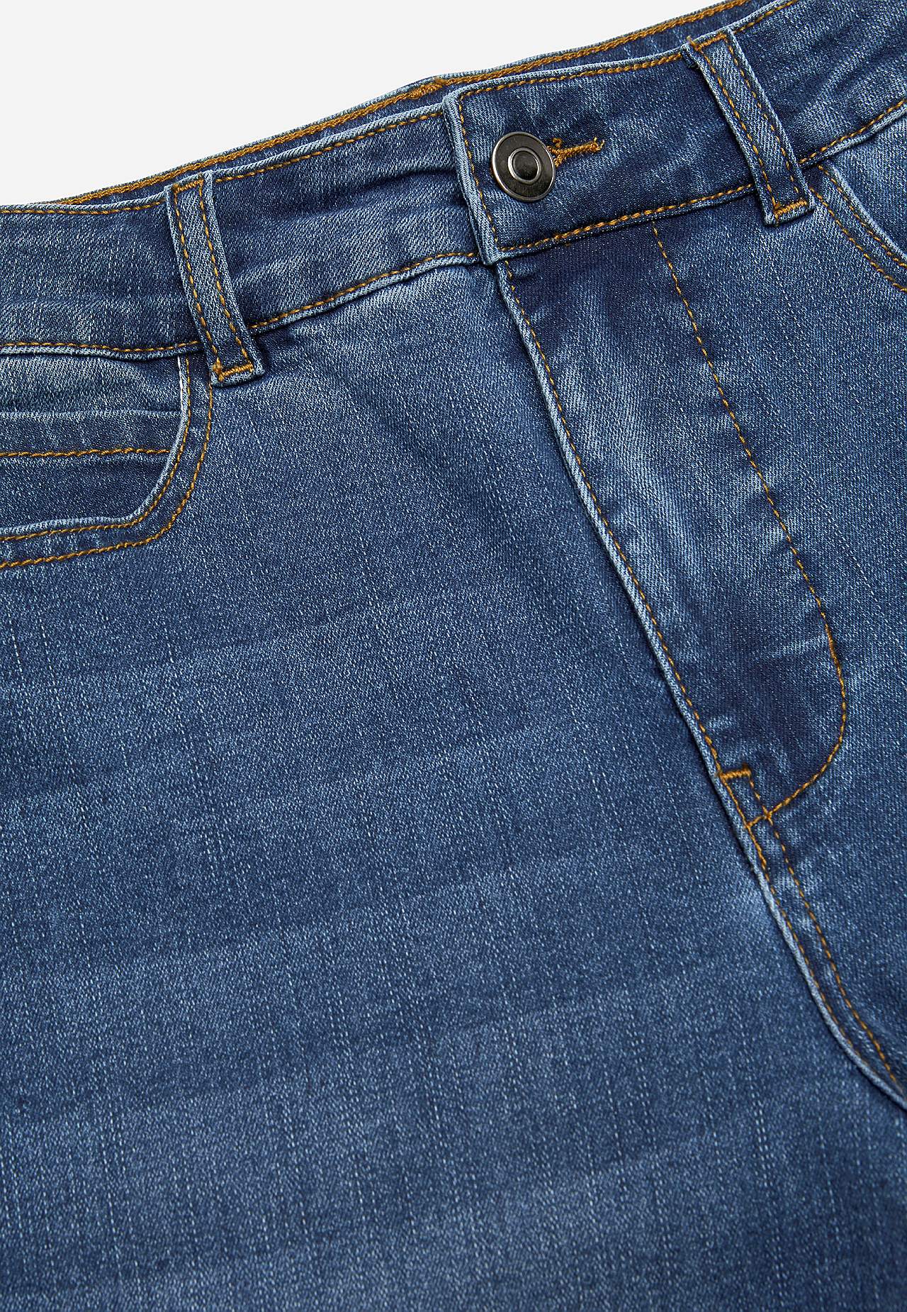 Stretchiga ankeljeans
