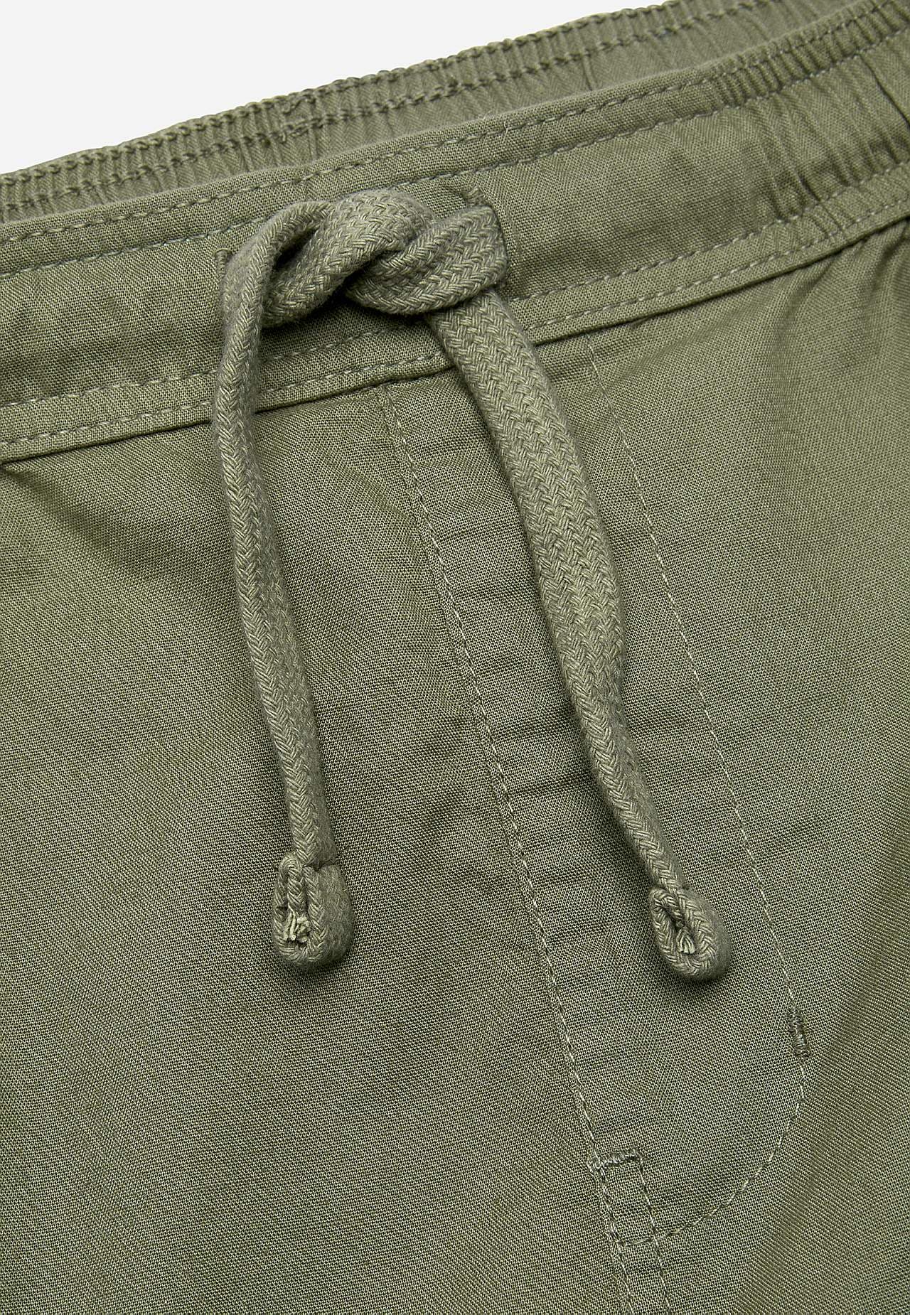 Cargoshorts med flera fickor