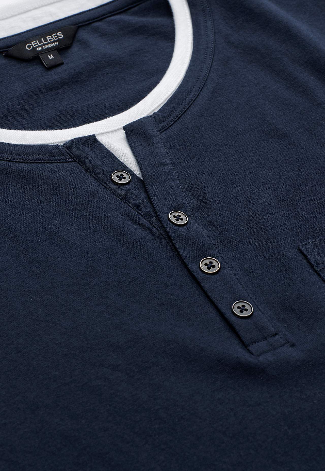 Långärmad t-shirt
