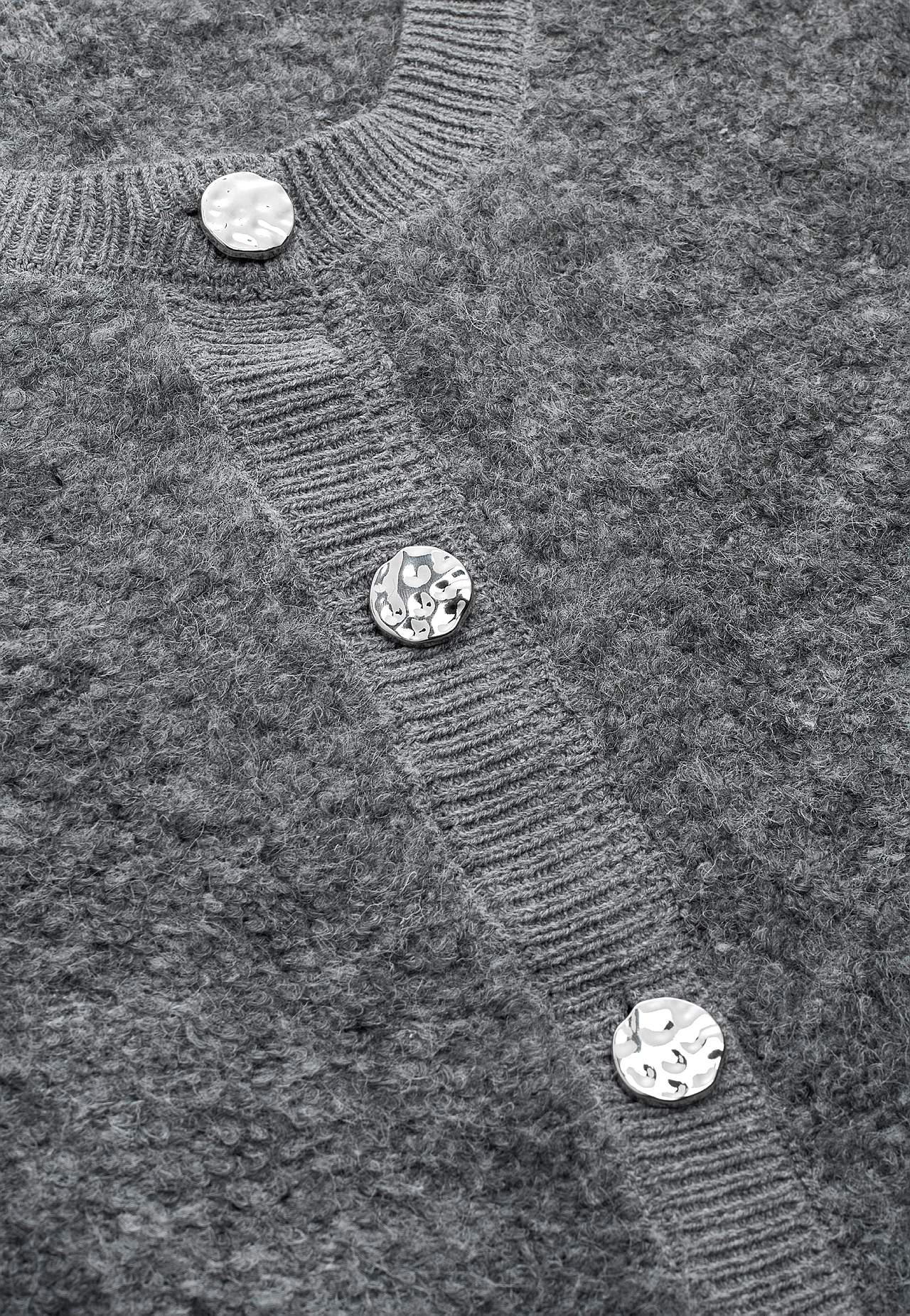 Stickad cardigan