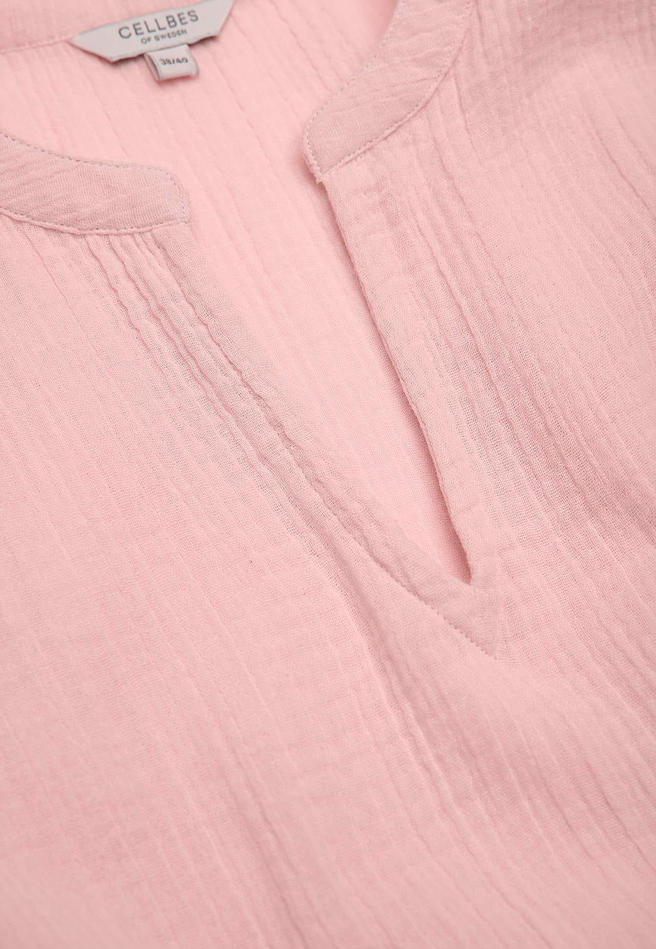 Klänning i krinklad bomull