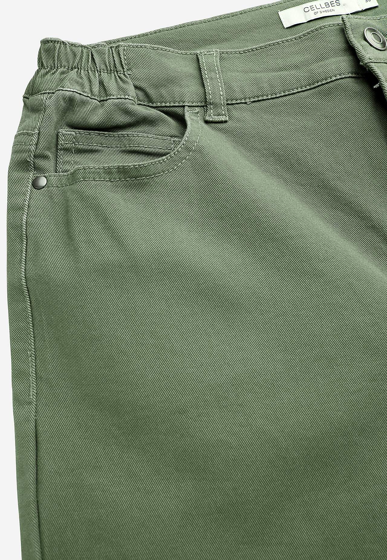Jeans med resårmidja