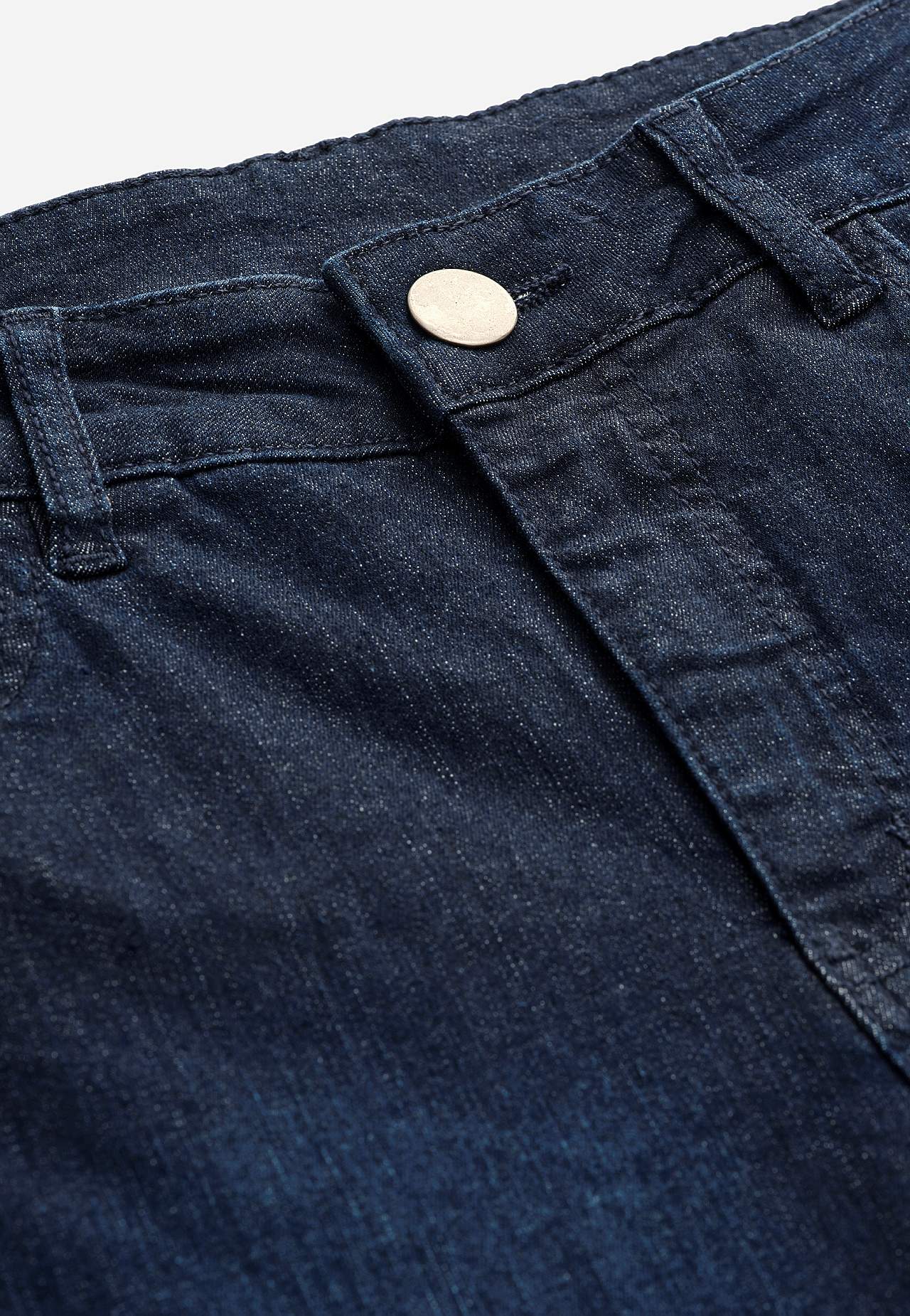 Caprijeans med femficksdesign