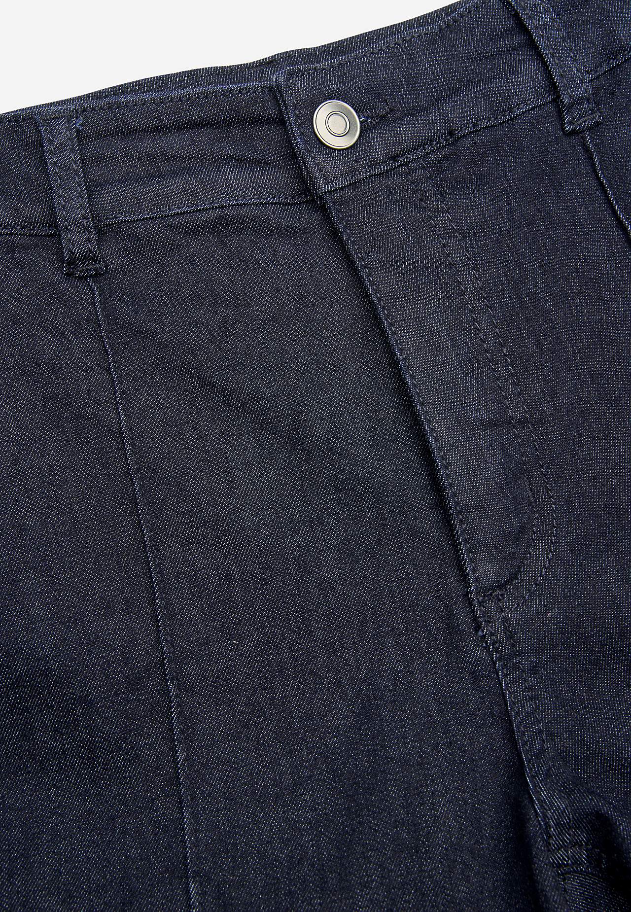 Vida jeans med sydda pressveck Mia