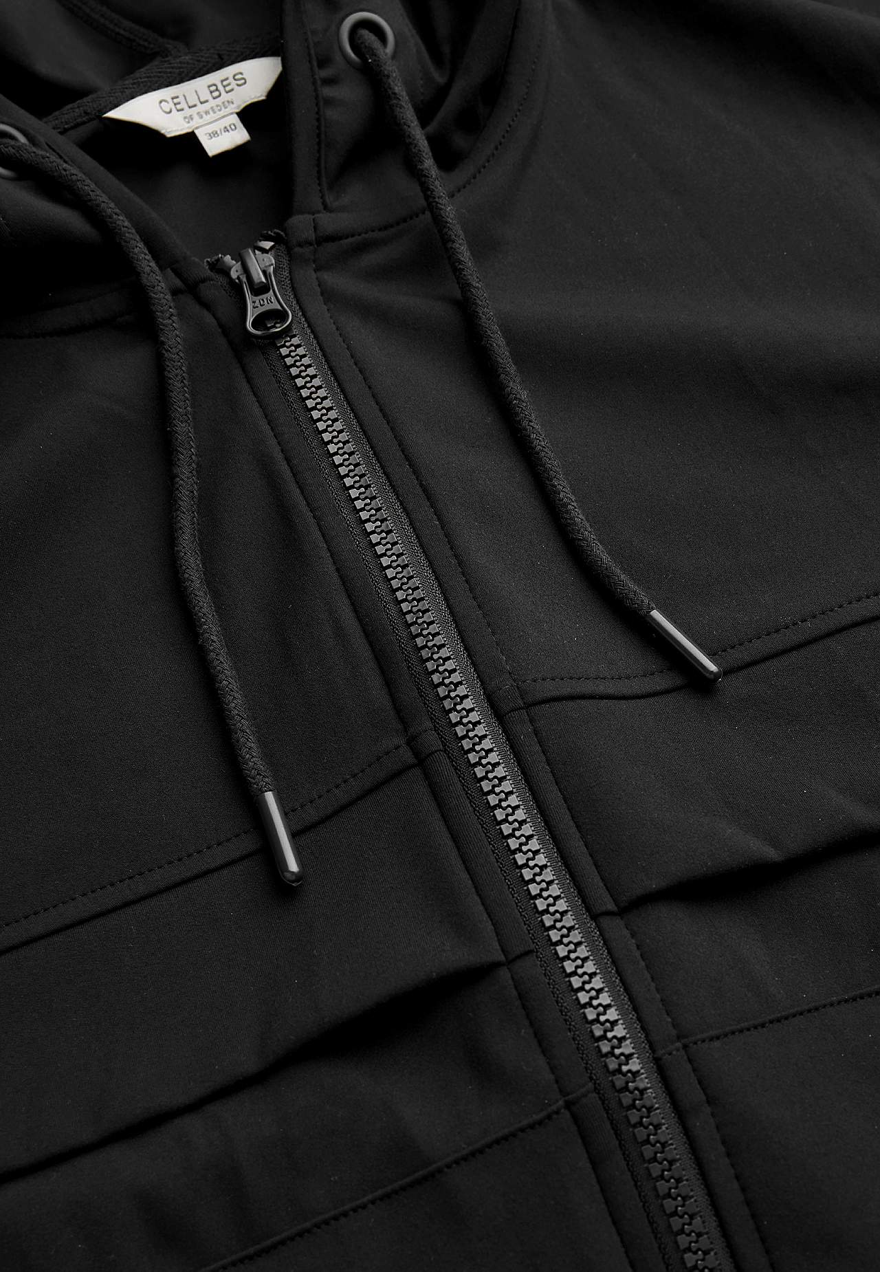 Mångsidig jacka med huva Daria