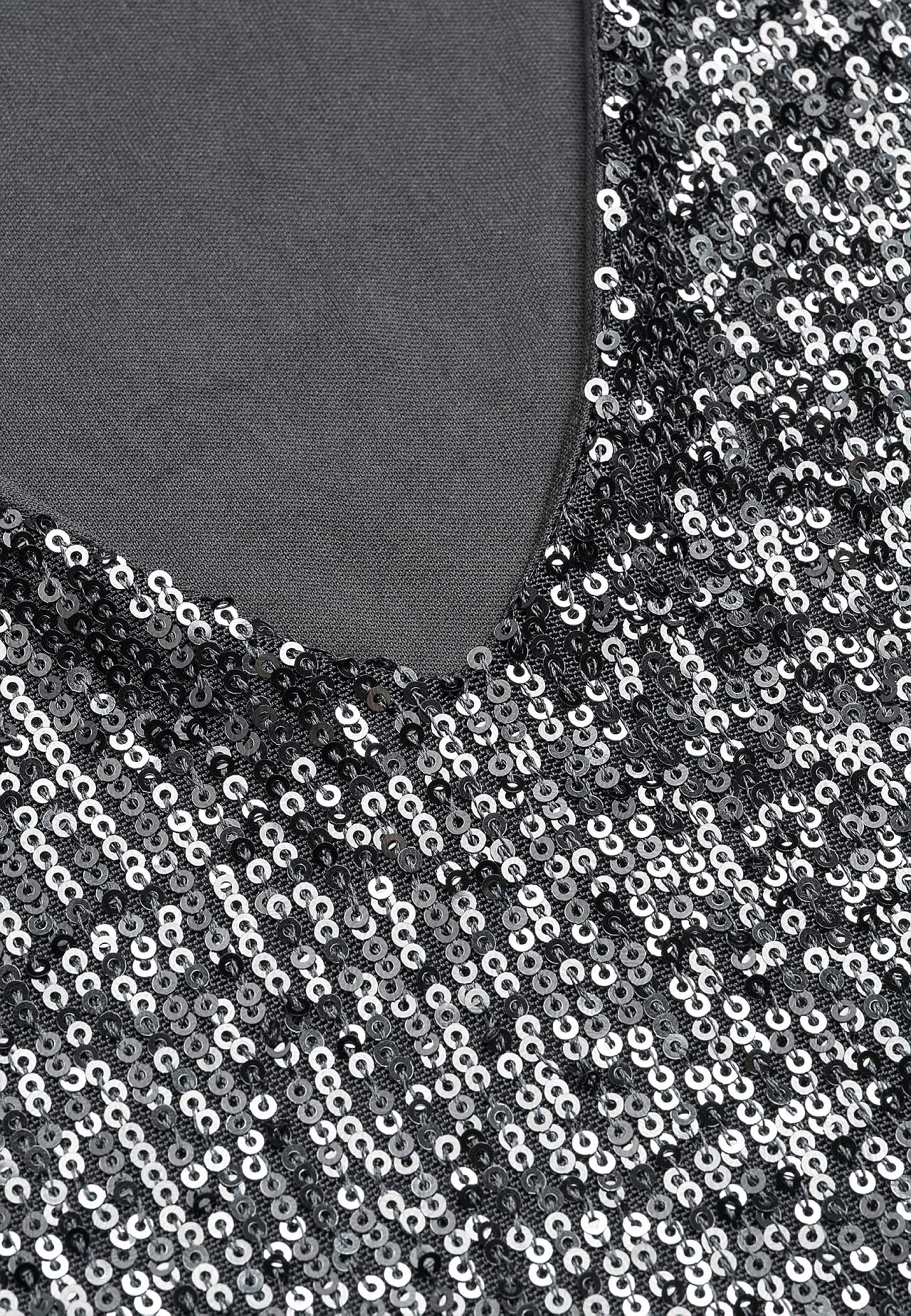 V-ringad paljettklänning