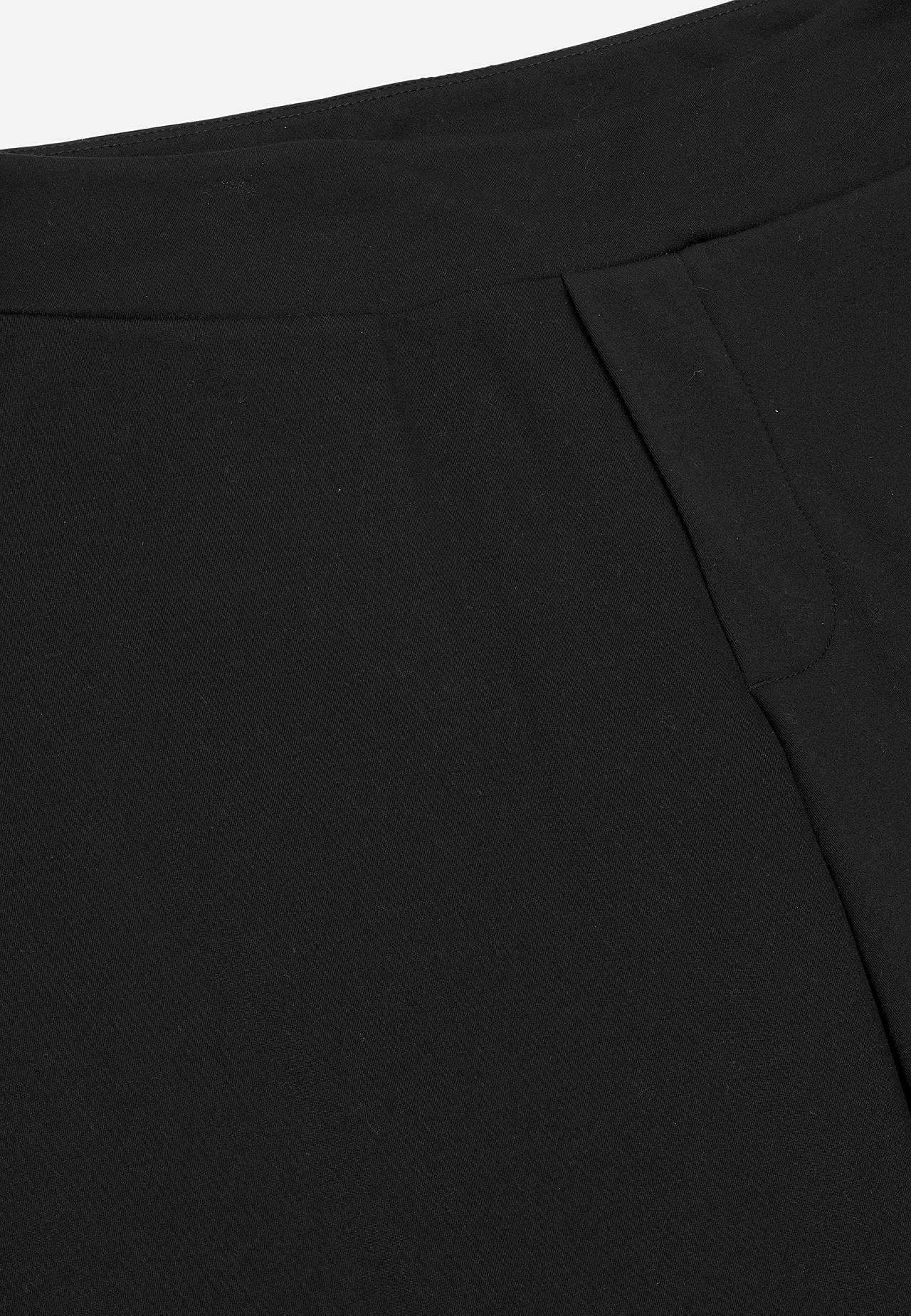 Mångsidig, vid trikåbyxa Daria