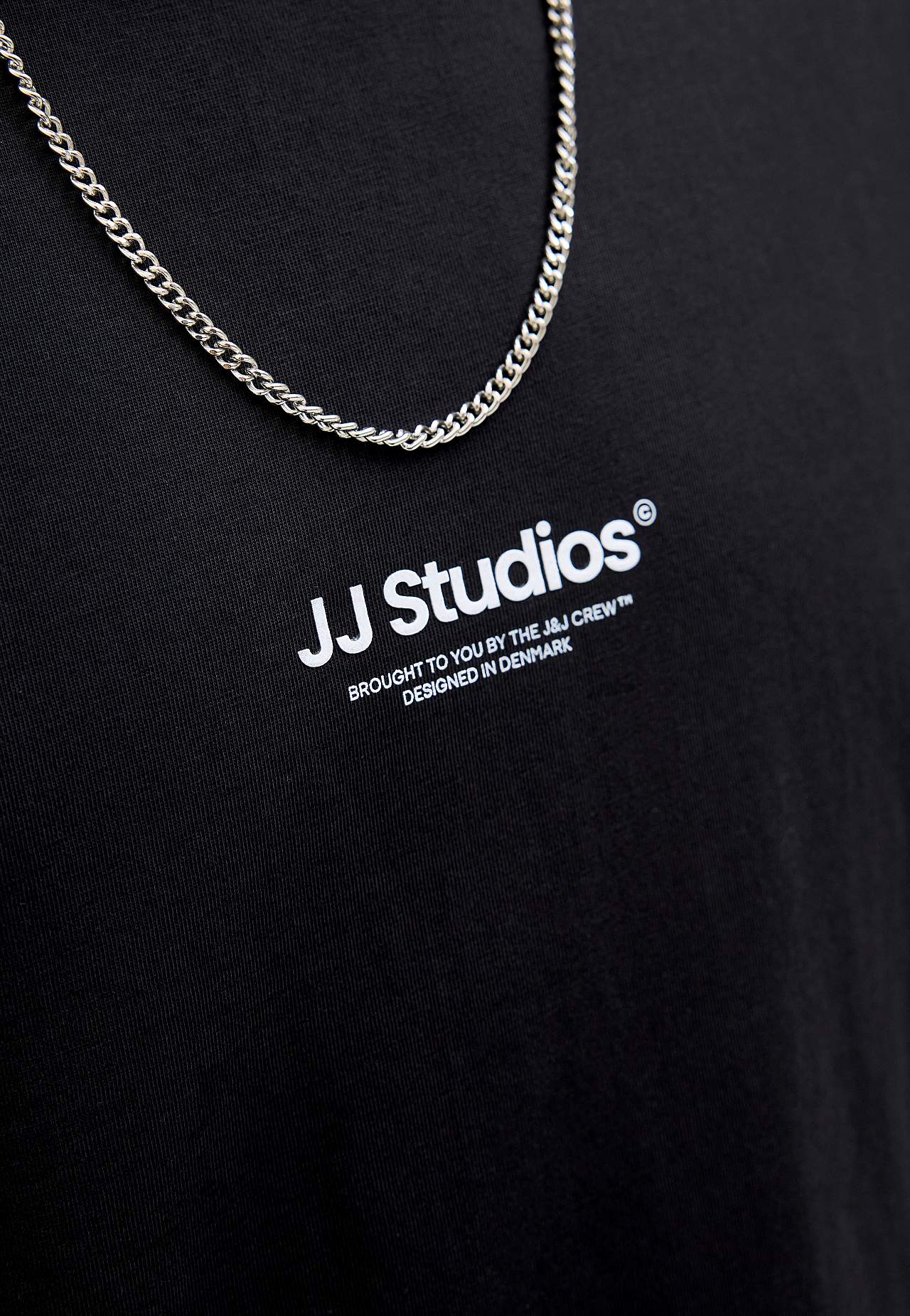 T-shirt med tryck framtill