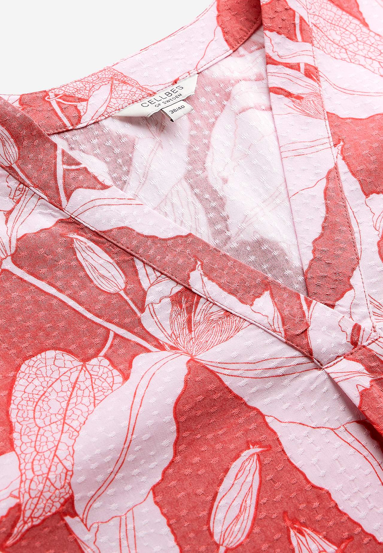 Vävd blus med puffärm