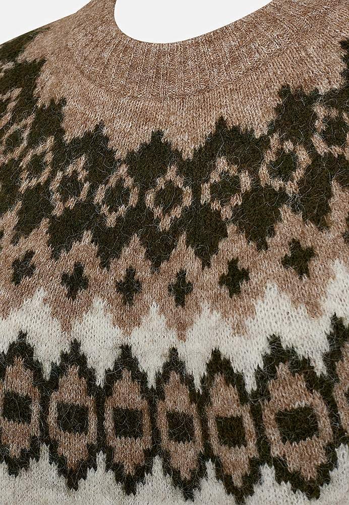 Stickad tröja med jacquardmönster