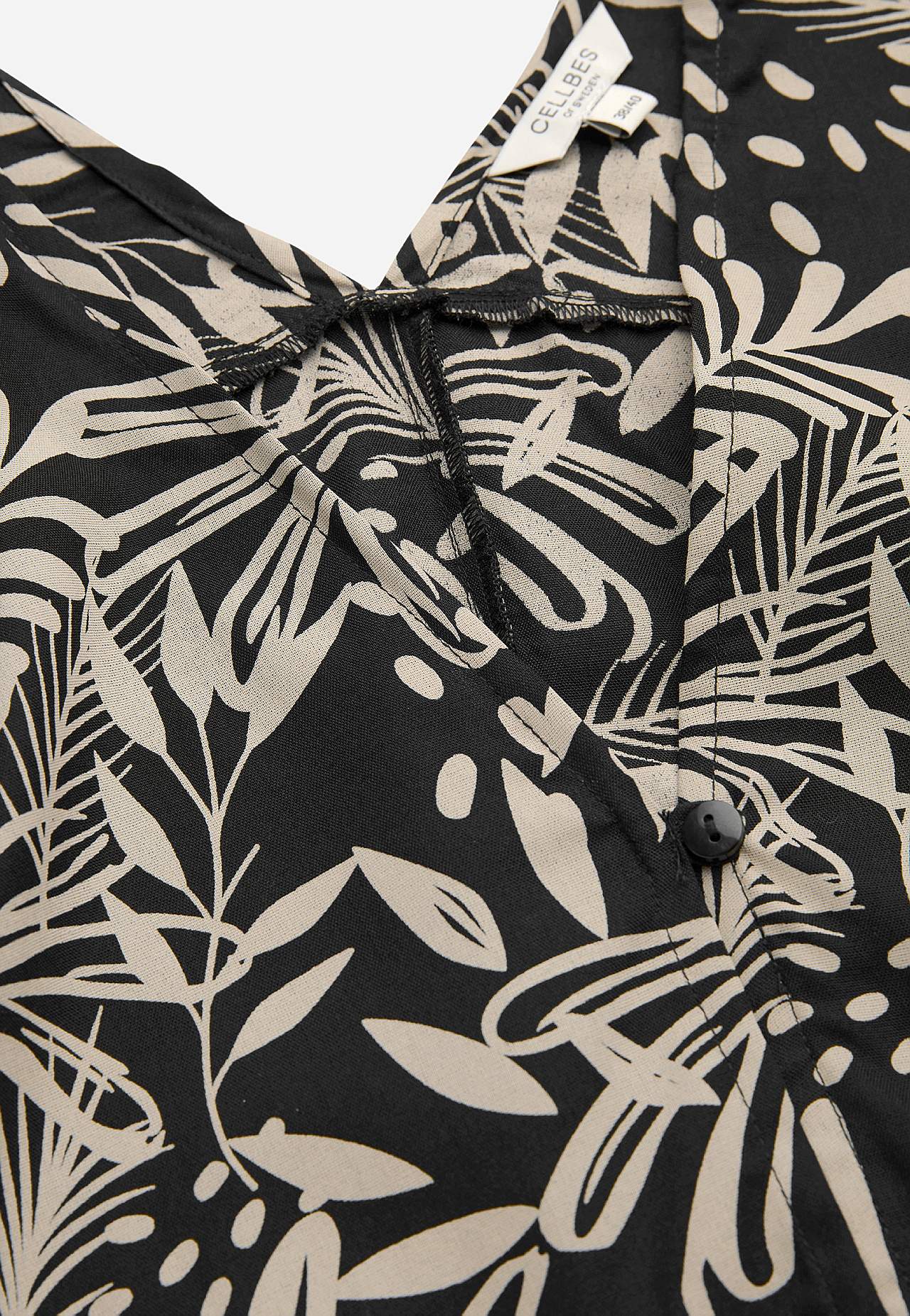 Mönstrad strandkaftan med knappar