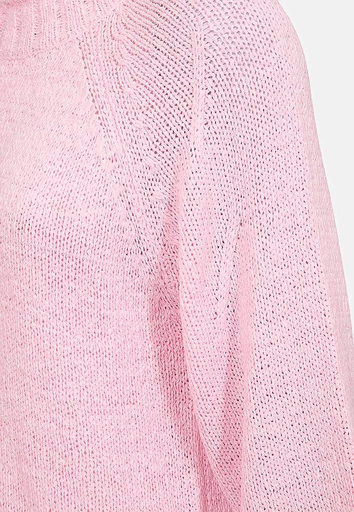 Luftig stickad tröja