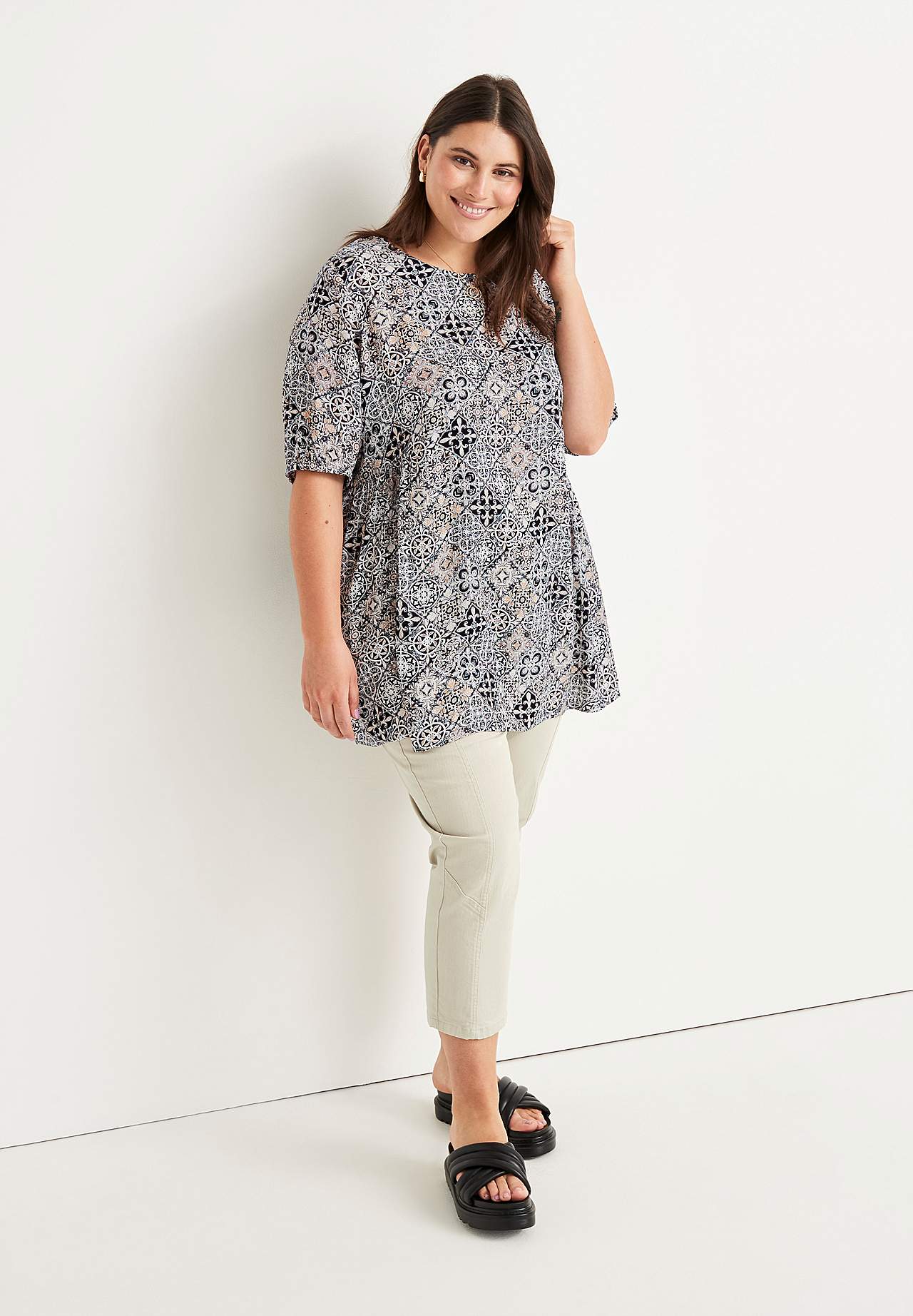 Caprijeans med femficksdesign